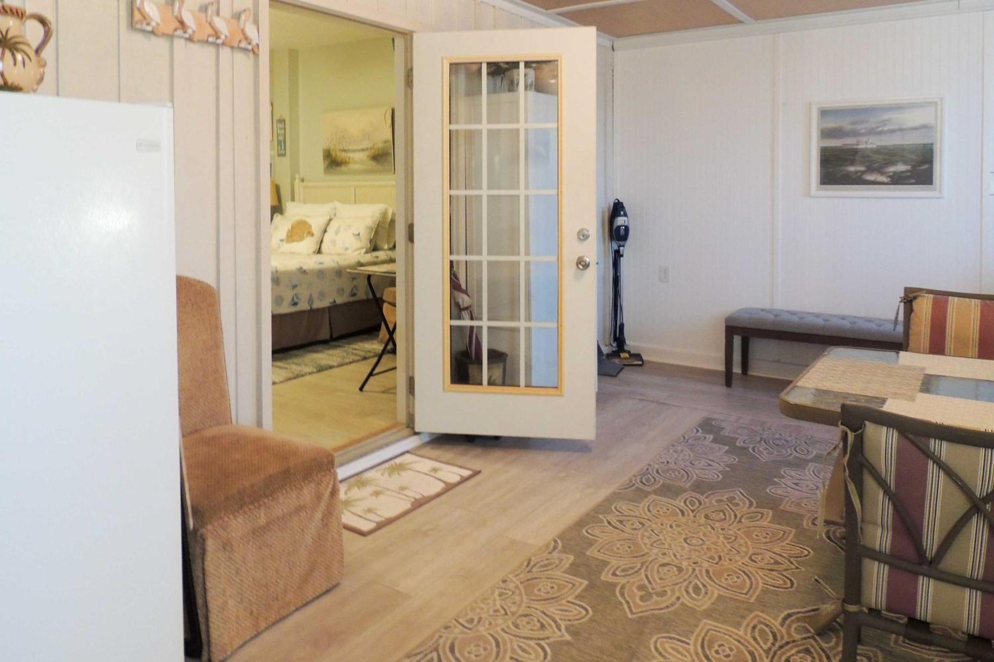 Sneads Ferry Vacation Rental Studio With Water Views Ngoại thất bức ảnh